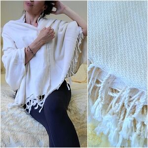 Off-White Fringed Scarf 64x34in
